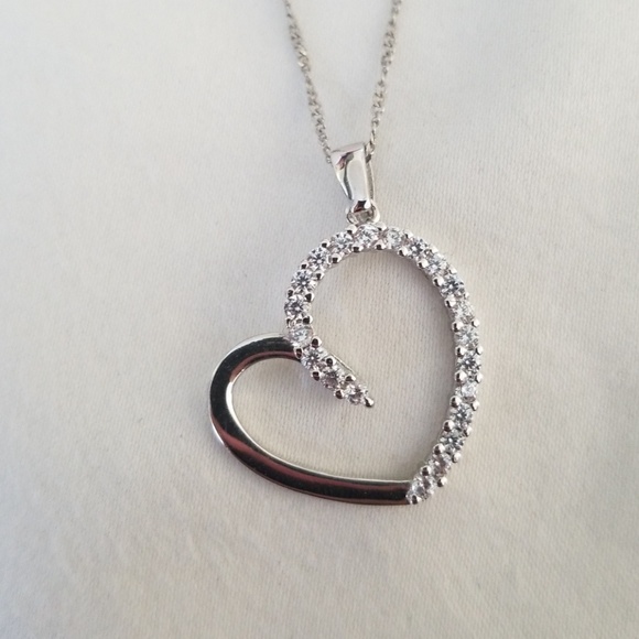 Heart Necklace - Picture 2 of 2